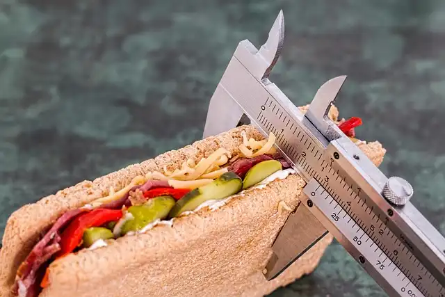 Menopause Weight Shift: Diet Keys to Prevent “Menobelly”