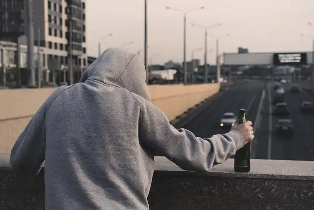 Alcohol, Culture, and Addiction: US vs. UK Views Sparked by Ed Sheeran